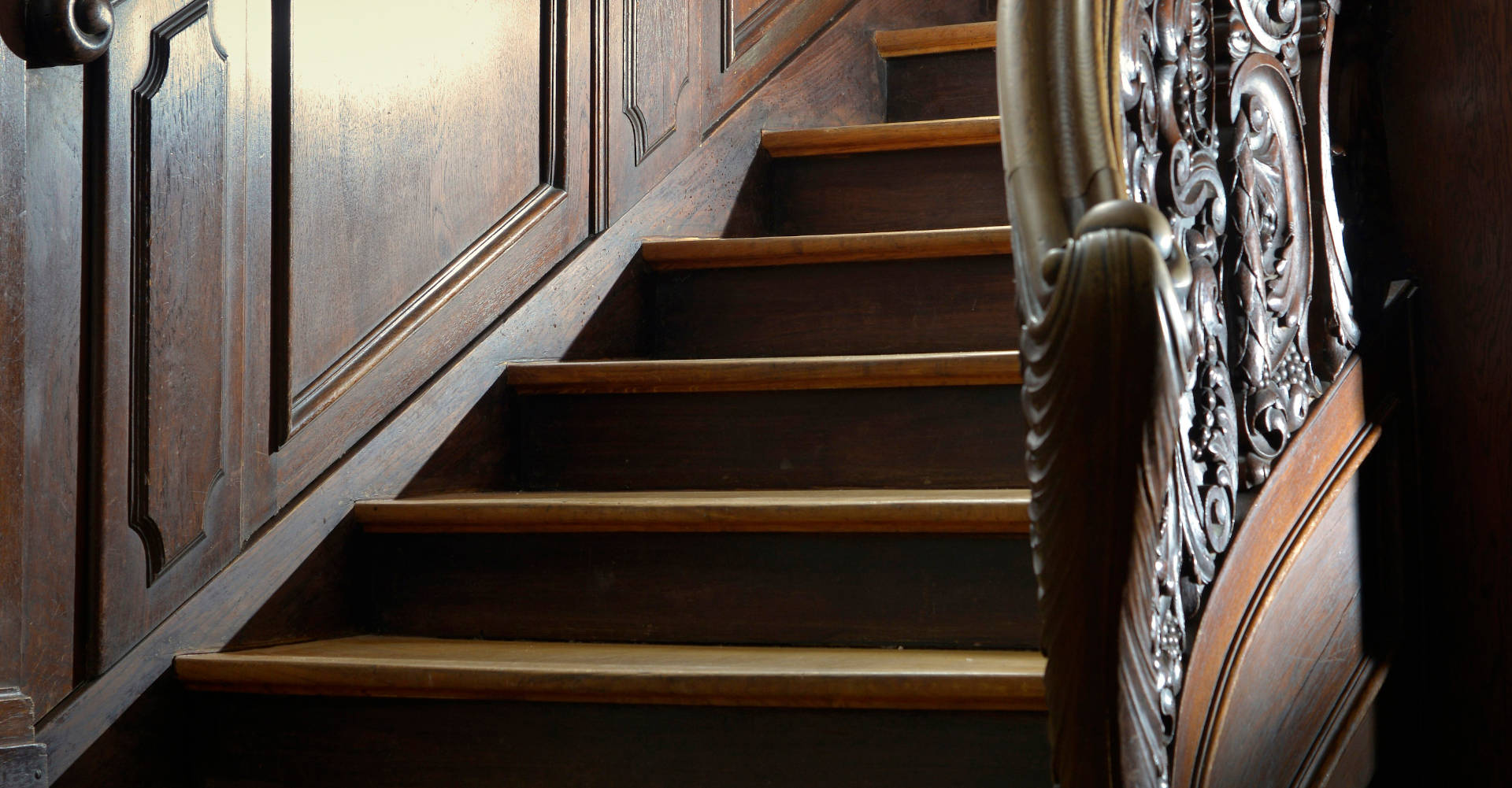 Corps Makaria Kontakt